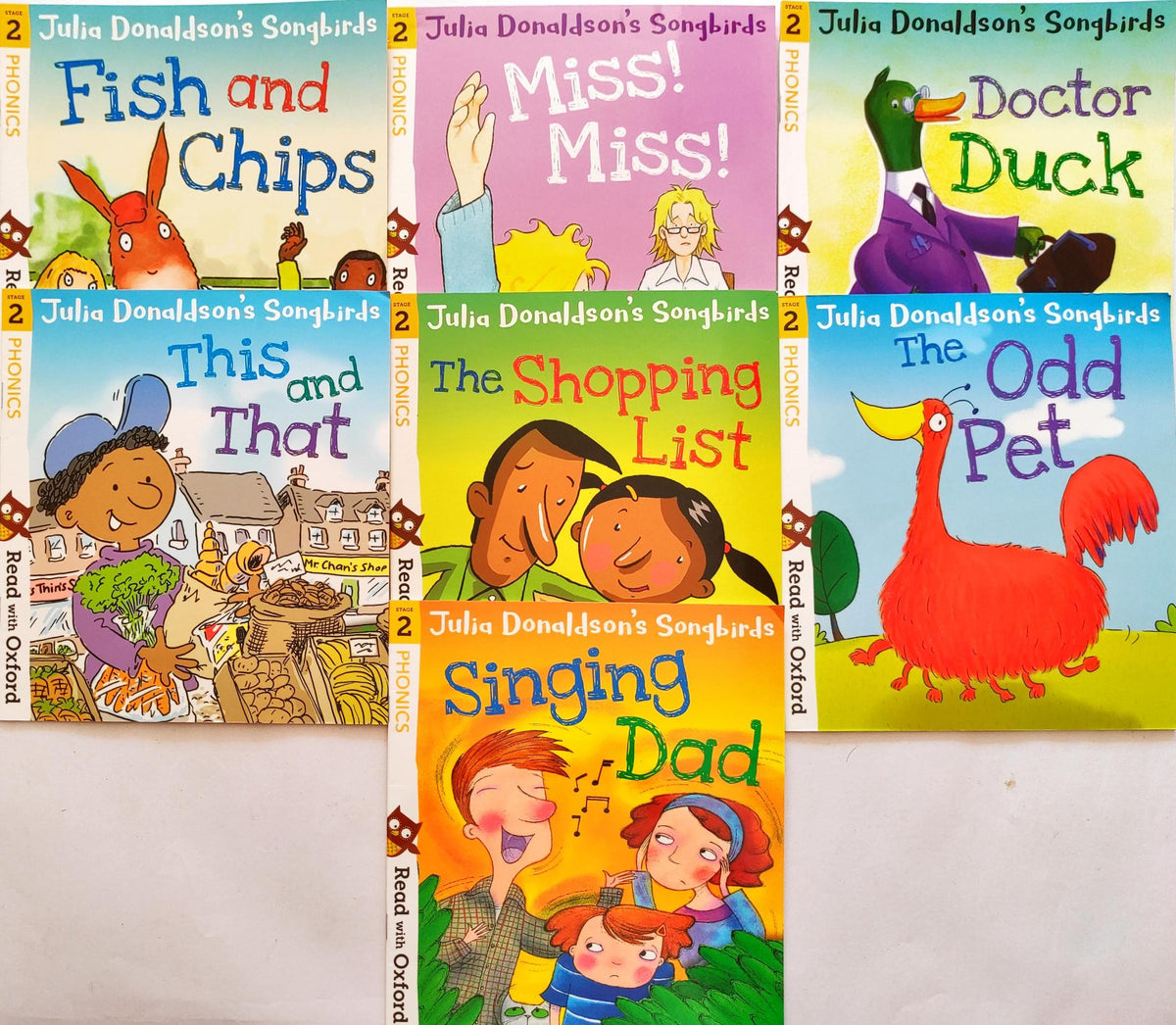 Read with Oxford Stage 2 Combo Set 3 (7 Books)