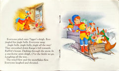 Disney Winnie the Pooh Pooh's Jingle Bells (Pocket Friendly Book)