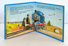 Thomas the Tank Engine goes Fishing (Popup book)