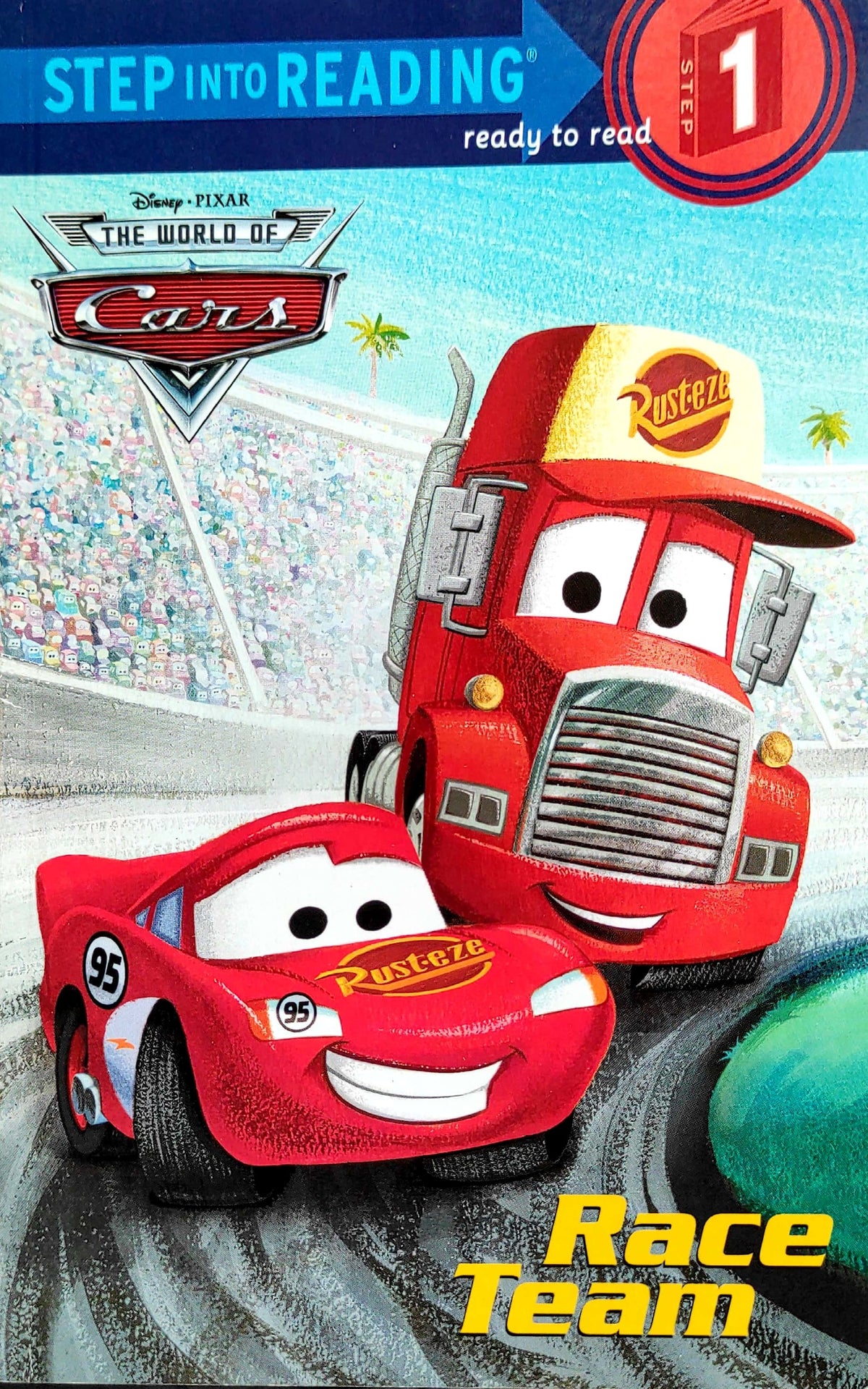 Disney Cars Race Team (Step into Reading)