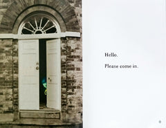 There's a Ghost in this House (oliver Jeffers)