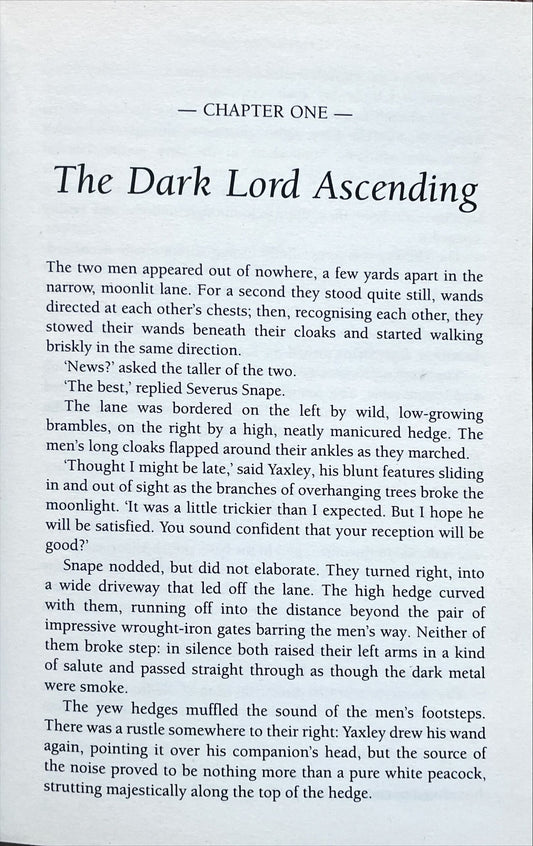 Harry Potter and the Deatbly Hallows (Hardcover Book)